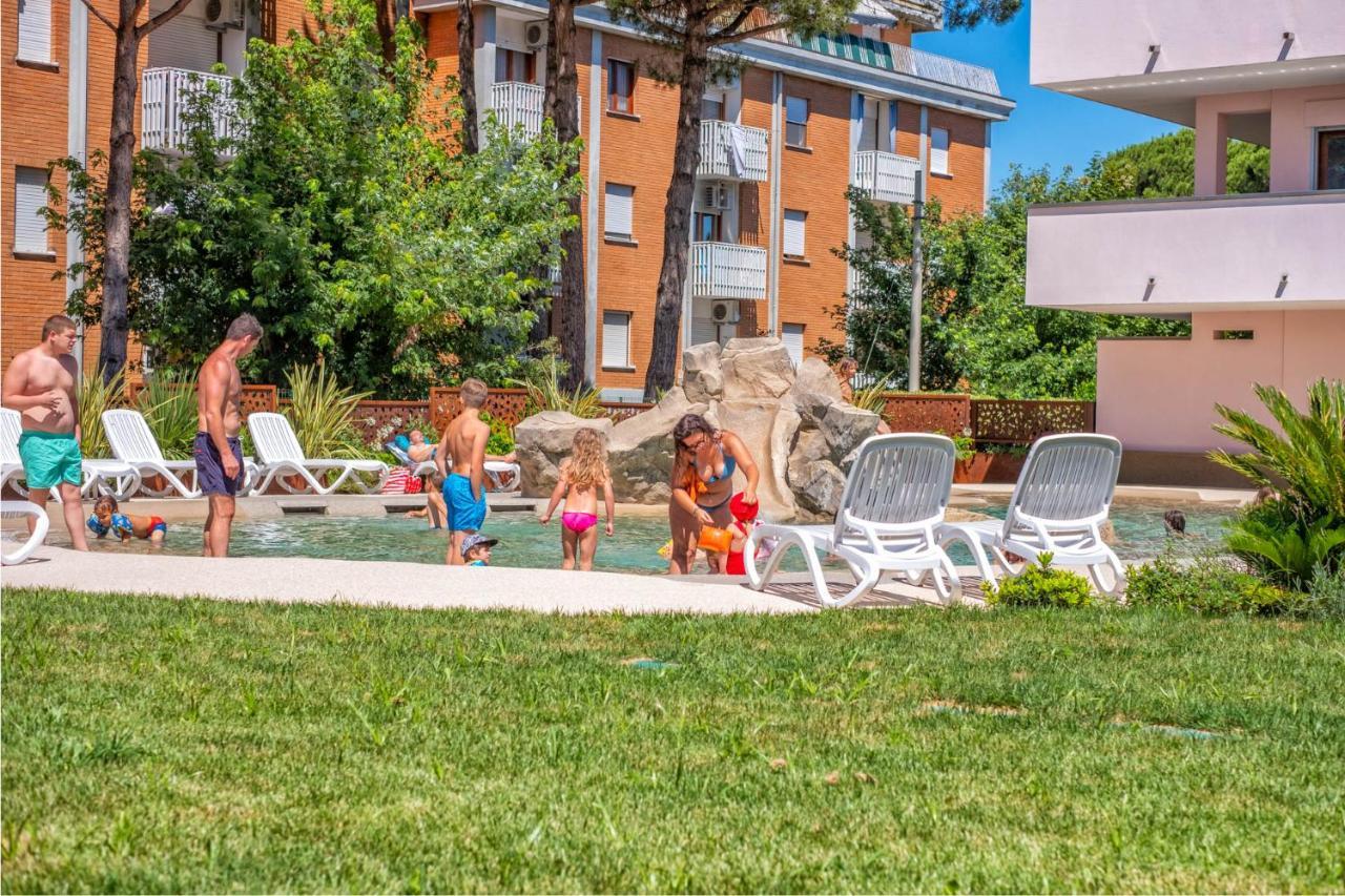 Bosco Canoro Bibione Resort Extérieur photo