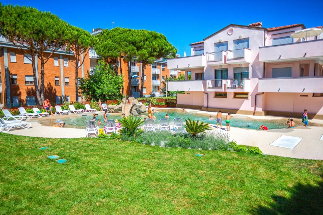 Bosco Canoro Bibione Resort Extérieur photo