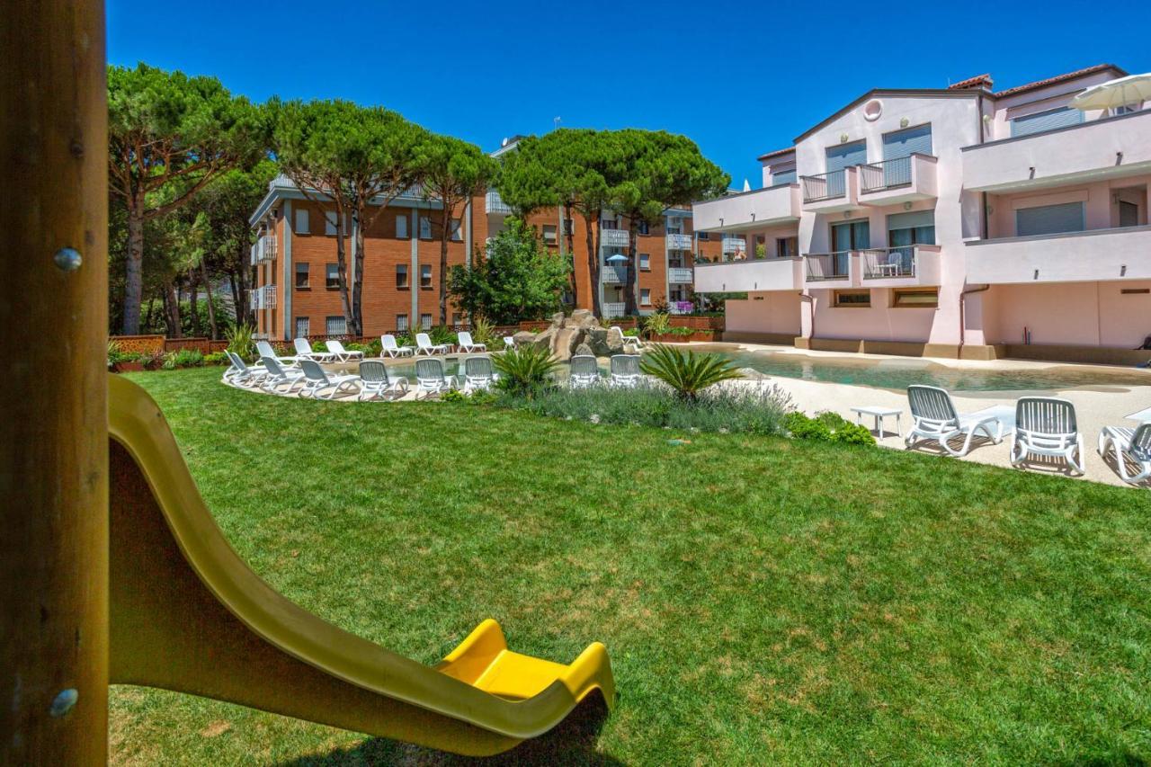 Bosco Canoro Bibione Resort Extérieur photo