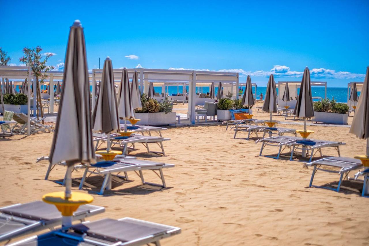 Bosco Canoro Bibione Resort Extérieur photo