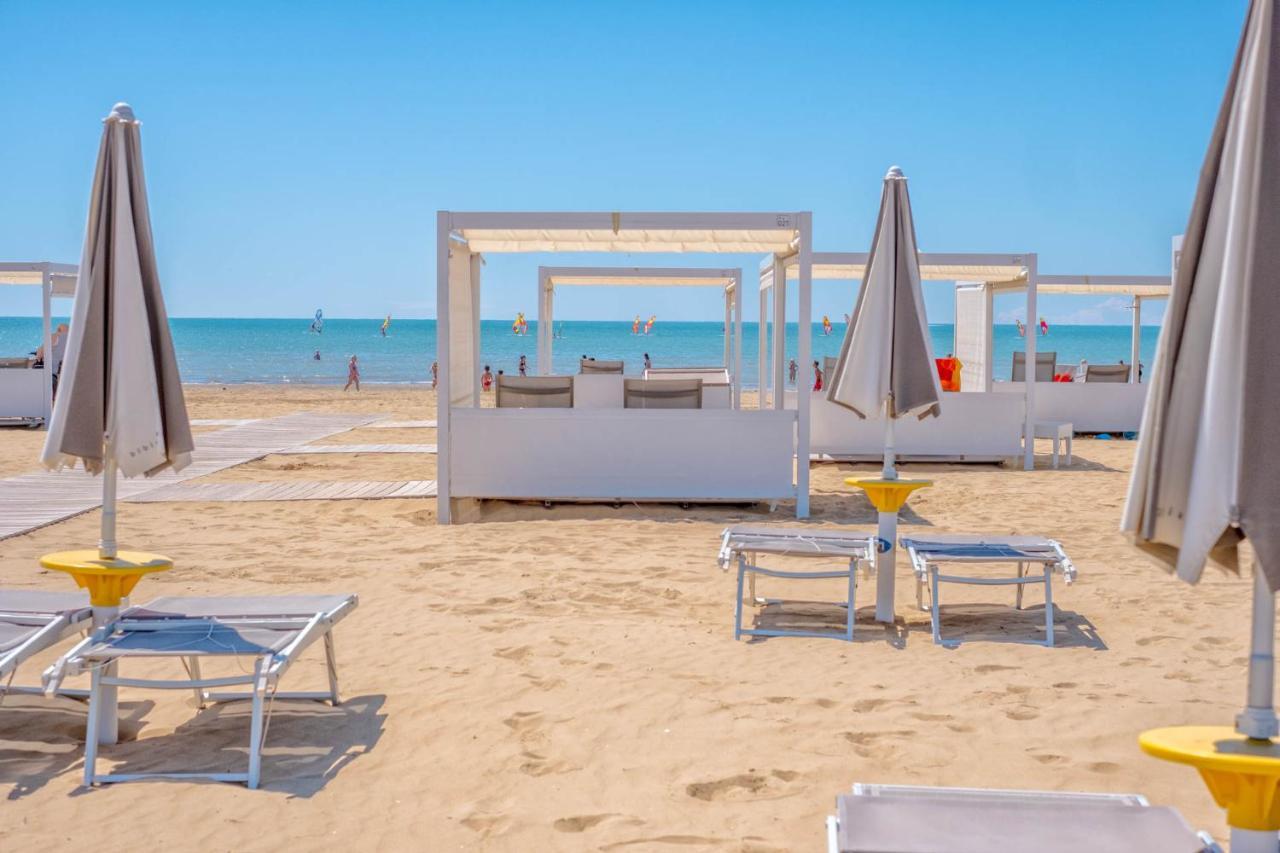 Bosco Canoro Bibione Resort Extérieur photo